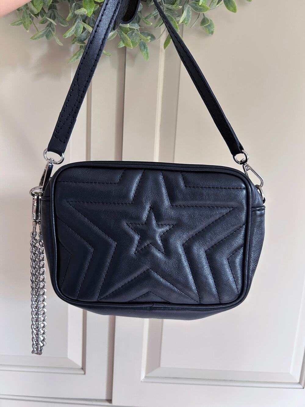 Black Genuine Italian Leather Star Quilted Camera Crossbody Bag by Vera Pelle